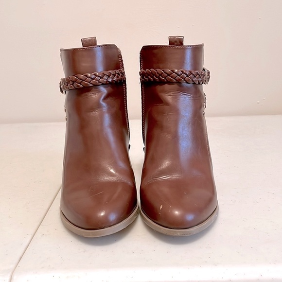 American Eagle Ankle Boots - Picture 2 of 6